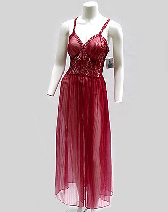 40S RO JENE LINGERIE RED PLEATS SLIP  8/9